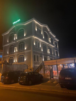 Hotel Triada